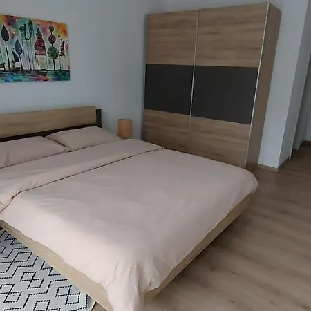 Lau Qualis Zona Coresi Mall Apartmán Brašov