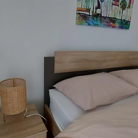 Lau Qualis Zona Coresi Mall Apartmán Brašov