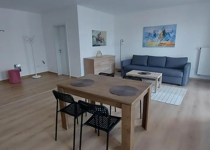 Lau Qualis Zona Coresi Mall Appartement *